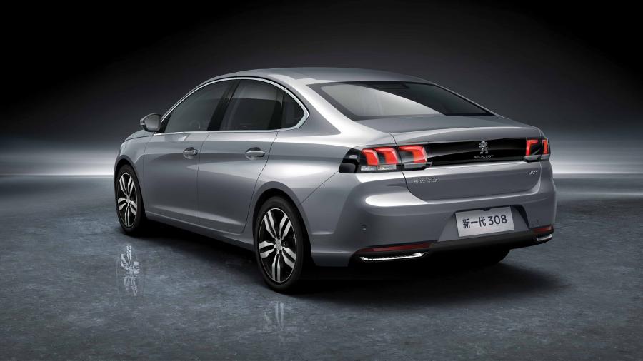  Peugeot 308 Sedan 2016 года  (CN) (фото 7 из 9)